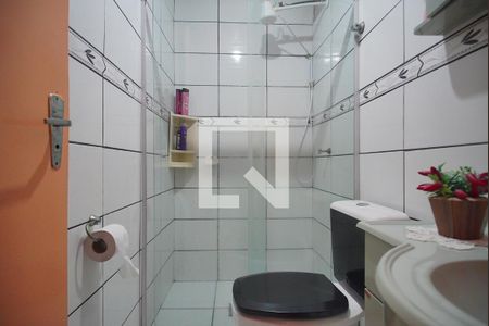 Casa à venda com 140m², 3 quartos e 2 vagasBanheiro