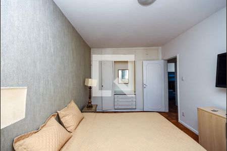 Apartamento para alugar com 140m², 3 quartos e 1 vaga Apartamento para alugar com 140m², 3 quartos e 1 vagaSuíte