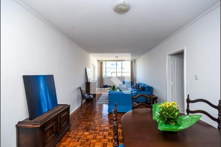 Apartamento para alugar com 140m², 3 quartos e 1 vaga Apartamento para alugar com 140m², 3 quartos e 1 vagaSala