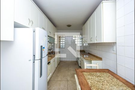 Apartamento para alugar com 140m², 3 quartos e 1 vaga Apartamento para alugar com 140m², 3 quartos e 1 vagaCozinha