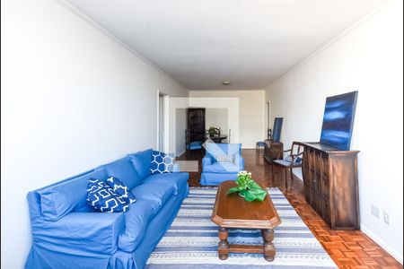 Apartamento para alugar com 140m², 3 quartos e 1 vaga Apartamento para alugar com 140m², 3 quartos e 1 vagaSala