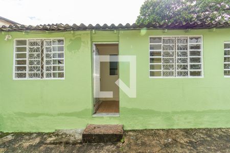 Casa para alugar com 75m², 2 quartos e sem vagaFachada