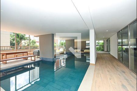 Apartamento à venda com 32m², 1 quarto e sem vagaÁrea comum - Piscina