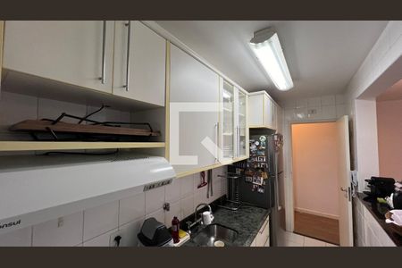 Apartamento à venda com 70m², 2 quartos e 1 vaga Apartamento à venda com 70m², 2 quartos e 1 vagaCozinha - Armários