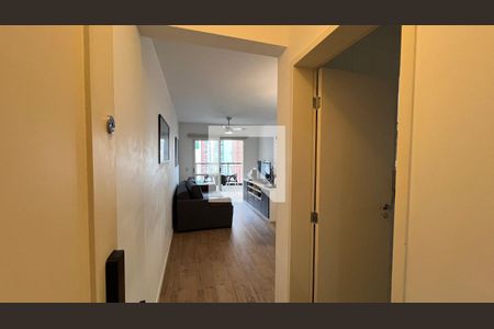 Apartamento à venda com 70m², 2 quartos e 1 vaga Apartamento à venda com 70m², 2 quartos e 1 vagaEntrada