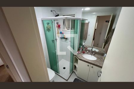 Apartamento à venda com 70m², 2 quartos e 1 vaga Apartamento à venda com 70m², 2 quartos e 1 vagaBanheiro