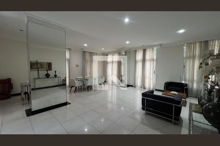 Apartamento à venda com 70m², 2 quartos e 1 vaga Apartamento à venda com 70m², 2 quartos e 1 vagaÁrea comum