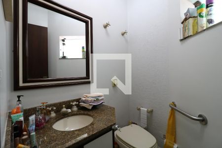 Casa à venda com 300m², 4 quartos e 4 vagasLavabo