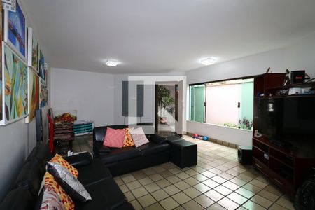 Sala de casa à venda com 4 quartos, 300m² em Vila Valparaíso, Santo André