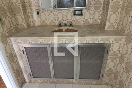 Apartamento à venda com 98m², 3 quartos e sem vagaBanheiro