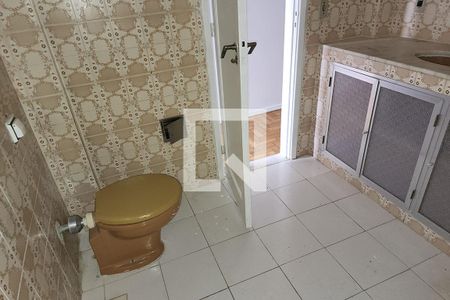 Apartamento à venda com 98m², 3 quartos e sem vagaBanheiro