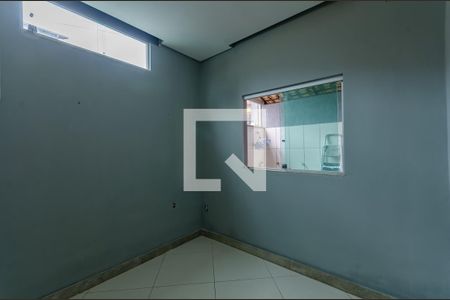 Quarto 2 de casa para alugar com 2 quartos, 65m² em Jaqueline, Belo Horizonte