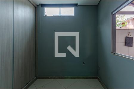 Quarto 2 de casa para alugar com 2 quartos, 65m² em Jaqueline, Belo Horizonte