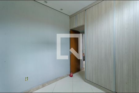 Quarto 2 de casa para alugar com 2 quartos, 65m² em Jaqueline, Belo Horizonte