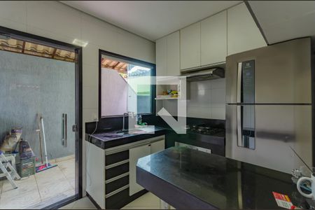 Casa para alugar com 65m², 2 quartos e 1 vaga Casa para alugar com 65m², 2 quartos e 1 vagaCozinha