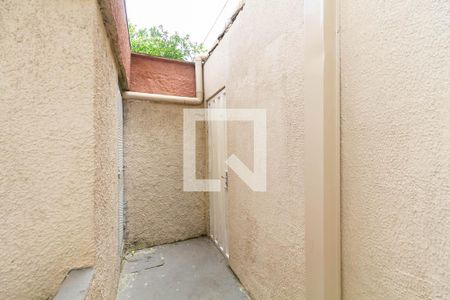 Casa de condomínio à venda com 70m², 3 quartos e 1 vaga Casa de condomínio à venda com 70m², 3 quartos e 1 vagaEntrada