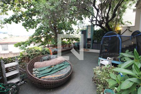 Casa à venda com 110m², 3 quartos e sem vagaQuintal