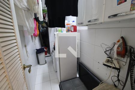 Casa à venda com 110m², 3 quartos e sem vagaArea de serrviço