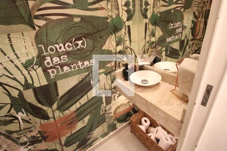 Casa à venda com 110m², 3 quartos e sem vagaLavabo