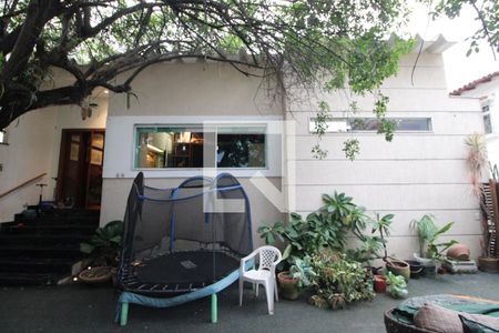 Casa à venda com 110m², 3 quartos e sem vagaFachada