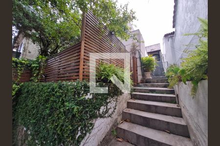 Casa à venda com 110m², 3 quartos e sem vagaÁrea externa