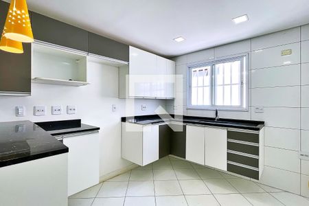 Casa à venda com 133m², 3 quartos e 3 vagasCozinha