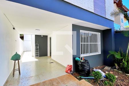 Casa à venda com 133m², 3 quartos e 3 vagasGaragem