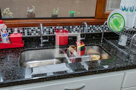 Casa para alugar com 243m², 3 quartos e 6 vagas Casa para alugar com 243m², 3 quartos e 6 vagasCozinha