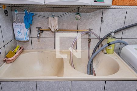 Casa para alugar com 243m², 3 quartos e 6 vagas Casa para alugar com 243m², 3 quartos e 6 vagasÁrea de serviço