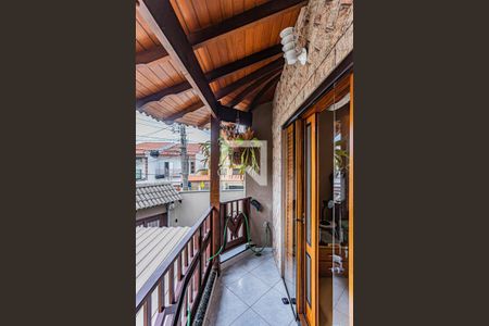 Casa para alugar com 243m², 3 quartos e 6 vagas Casa para alugar com 243m², 3 quartos e 6 vagasVaranda suite