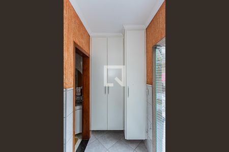 Casa para alugar com 243m², 3 quartos e 6 vagas Casa para alugar com 243m², 3 quartos e 6 vagasÁrea de serviço