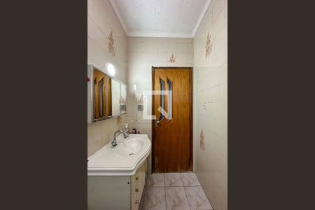 Casa à venda com 107m², 2 quartos e 2 vagasBanheiro