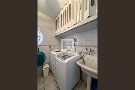 Casa à venda com 107m², 2 quartos e 2 vagasÁrea de Serviço