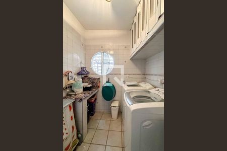 Casa à venda com 107m², 2 quartos e 2 vagasÁrea de Serviço