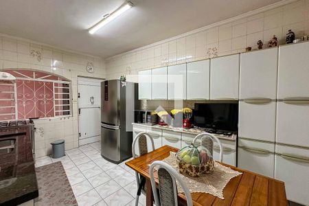 Casa à venda com 107m², 2 quartos e 2 vagasCozinha