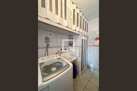 Casa à venda com 107m², 2 quartos e 2 vagasÁrea de Serviço