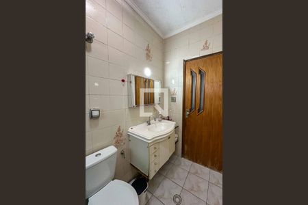 Casa à venda com 107m², 2 quartos e 2 vagasBanheiro