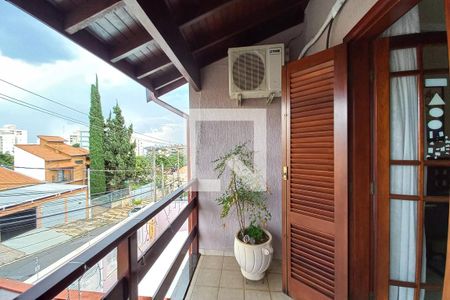 Casa à venda com 330m², 4 quartos e 4 vagas Casa à venda com 330m², 4 quartos e 4 vagasVaranda da Suíte