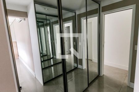 Apartamento à venda com 133m², 3 quartos e 3 vagasSuíte 1 - armários