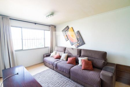 Apartamento à venda com 83m², 3 quartos e 1 vaga Apartamento à venda com 83m², 3 quartos e 1 vagaSala
