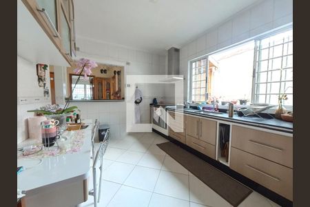 Casa para alugar com 560m², 4 quartos e 3 vagasCozinha