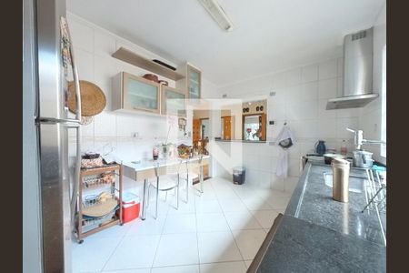 Casa para alugar com 560m², 4 quartos e 3 vagasCozinha