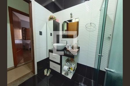 Casa para alugar com 560m², 4 quartos e 3 vagasBanheiro Social