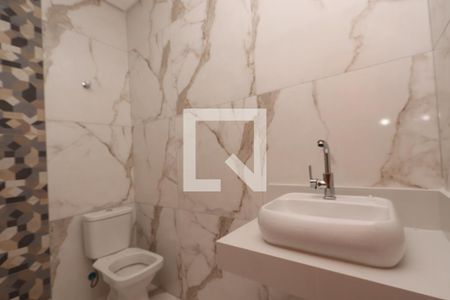 Casa à venda com 125m², 3 quartos e 2 vagasBanheiro