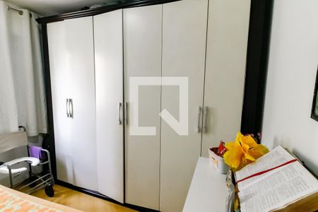 Apartamento à venda com 85m², 3 quartos e 2 vagas Apartamento à venda com 85m², 3 quartos e 2 vagasQuarto 1 - Armários