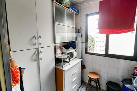Apartamento à venda com 85m², 3 quartos e 2 vagas Apartamento à venda com 85m², 3 quartos e 2 vagasÁrea de Serviço