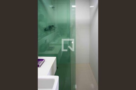 Apartamento à venda com 61m², 2 quartos e 1 vagaBanheiro Social