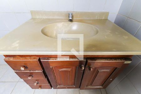 Apartamento à venda com 81m², 2 quartos e sem vagaBanheiro