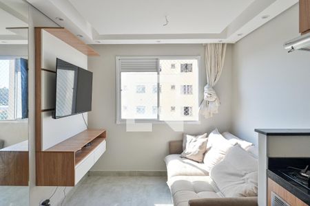 Sala de apartamento para alugar com 2 quartos, 35m² em Parque Fongaro, São Paulo