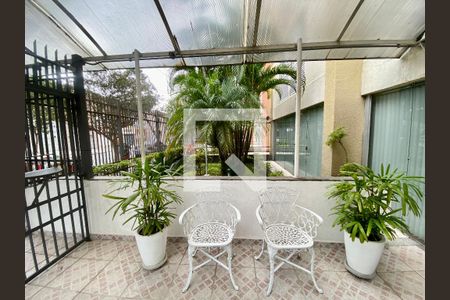 Apartamento à venda com 58m², 2 quartos e sem vagaÁrea comum